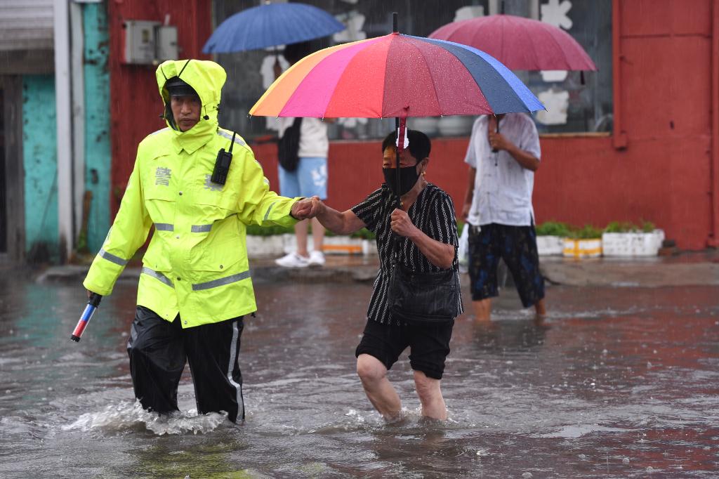 风雨同舟并肩行——辽宁防汛抢险救