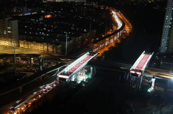 横跨铁路枢纽 沈阳大桥完成转体
