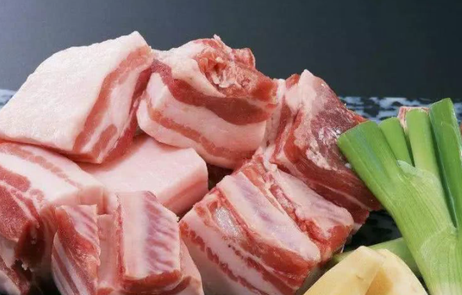 总量充足 元旦春节期间猪肉供应有保障
